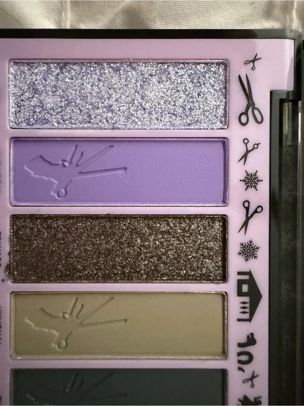 Melt Edward Scissorhands Eyeshadow Palette - Black & Gray